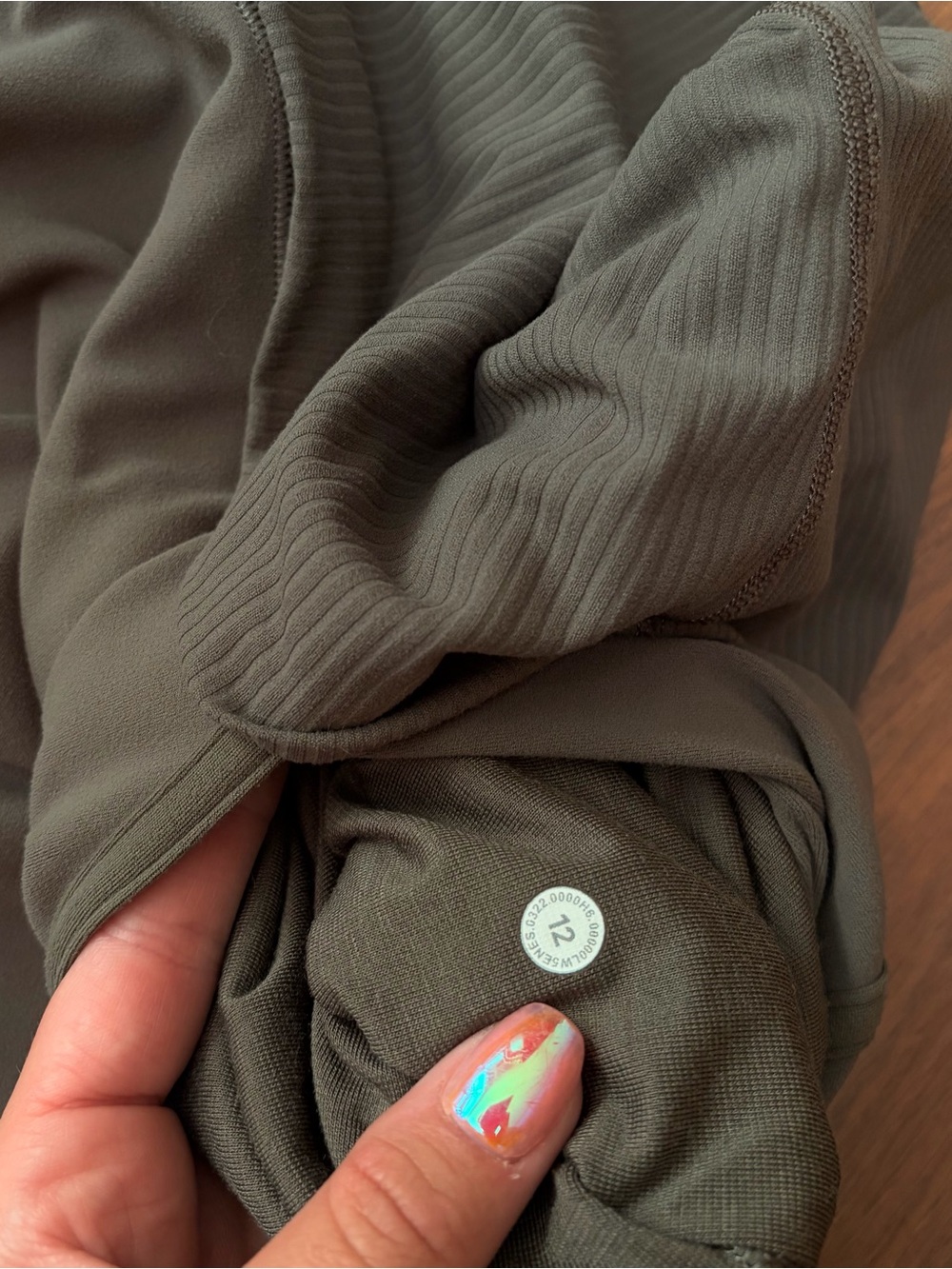 Lululemon Olive High-Waist Align foldover Joggers - Picture 5 of 5